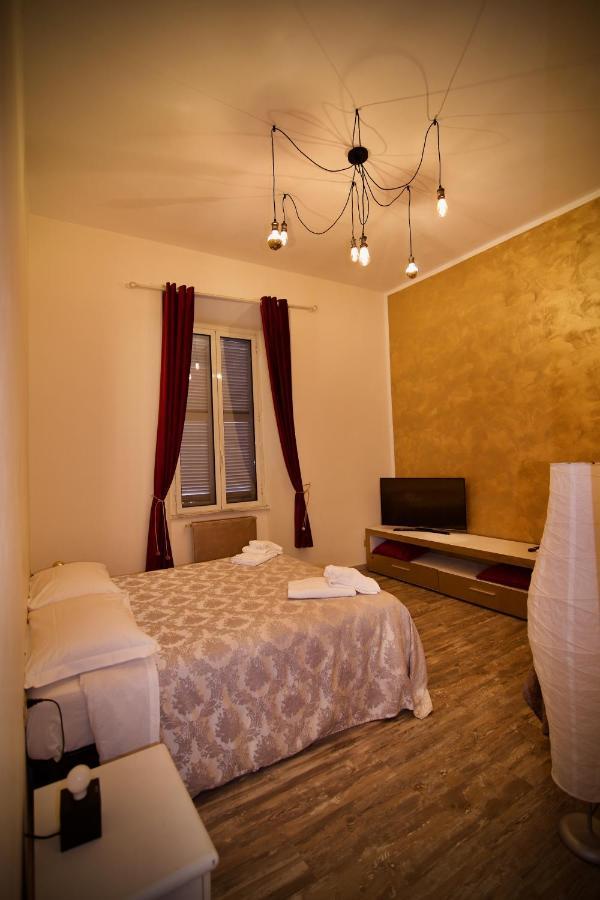 Home Art Colosseo Rome Exterior photo